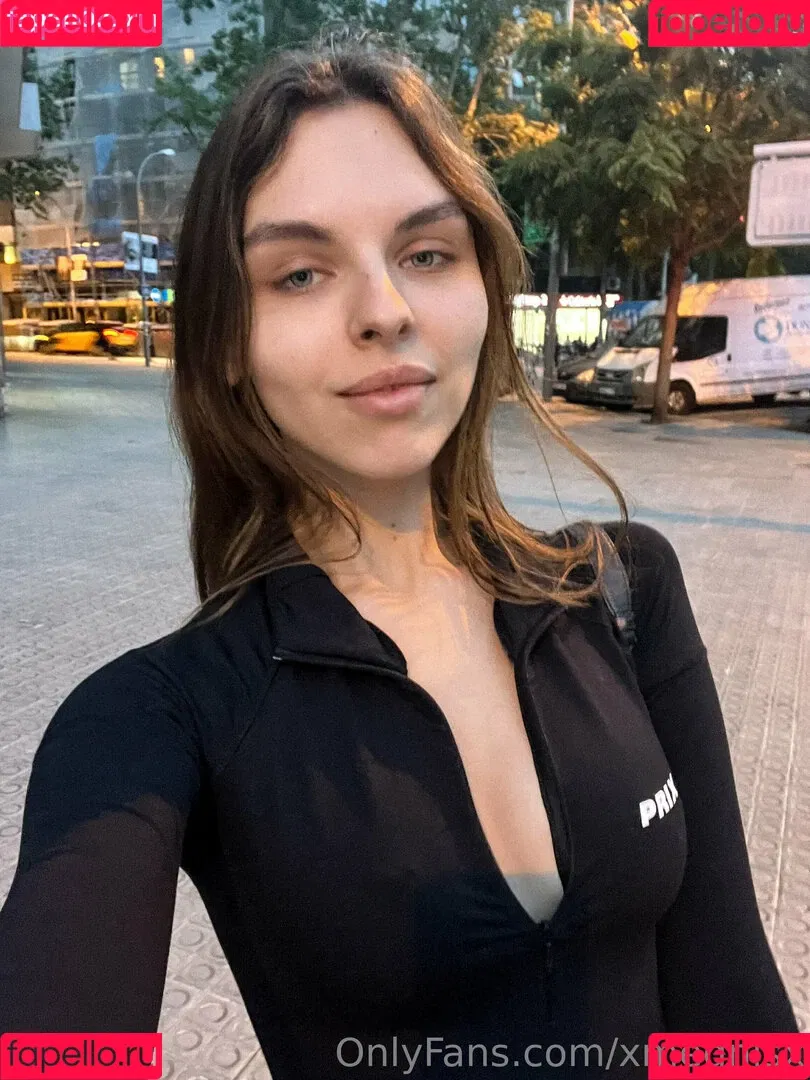 Vika Mednis / xmednisx Onlyfans Photo Gallery 