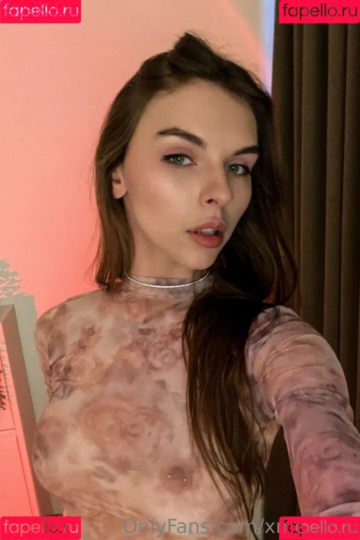 Vika Mednis / xmednisx Onlyfans Photo Gallery 