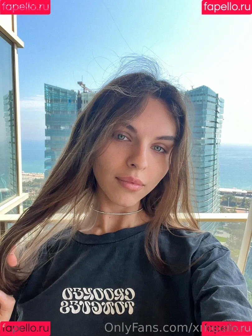 Vika Mednis / xmednisx Onlyfans Photo Gallery 