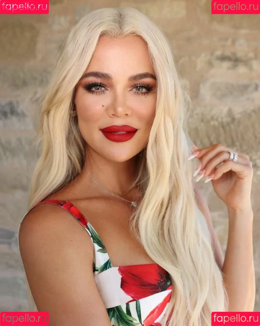 Khloe Kardashian / khloekardashian Onlyfans Photo Gallery 