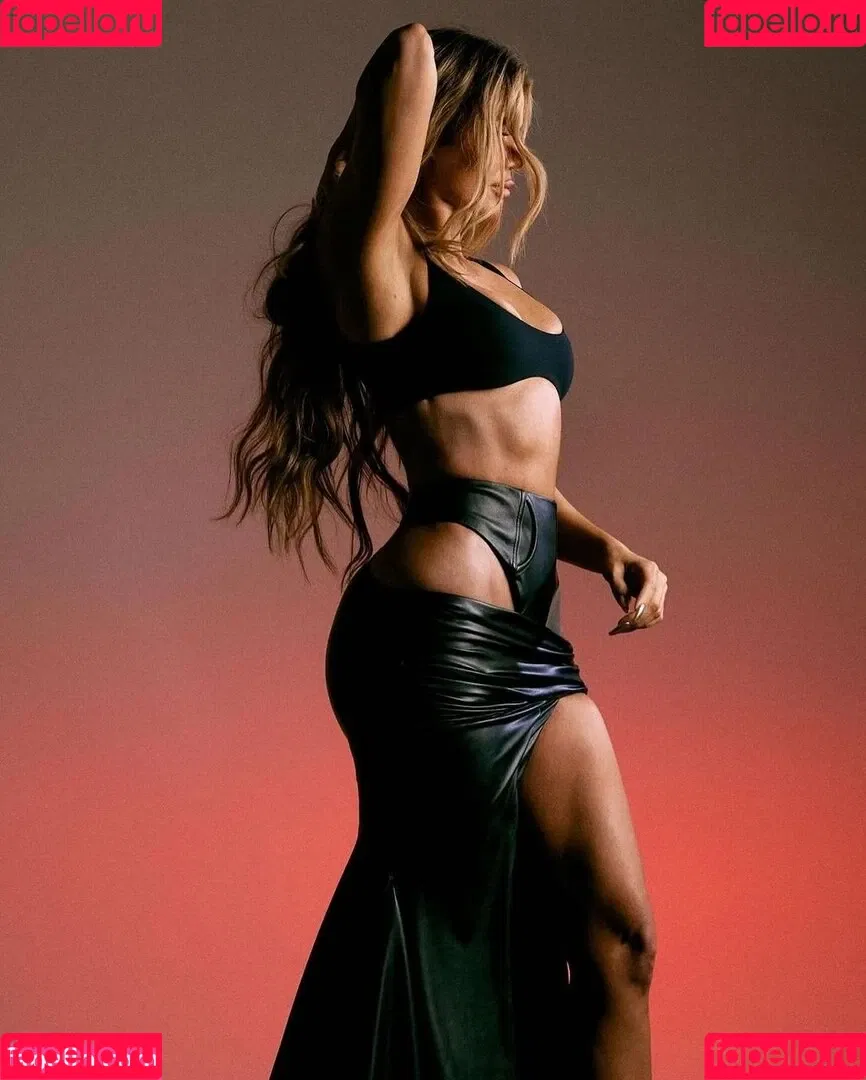 Khloe Kardashian / khloekardashian Onlyfans Photo Gallery 