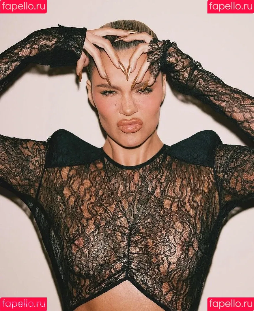 Khloe Kardashian / khloekardashian Onlyfans Photo Gallery 