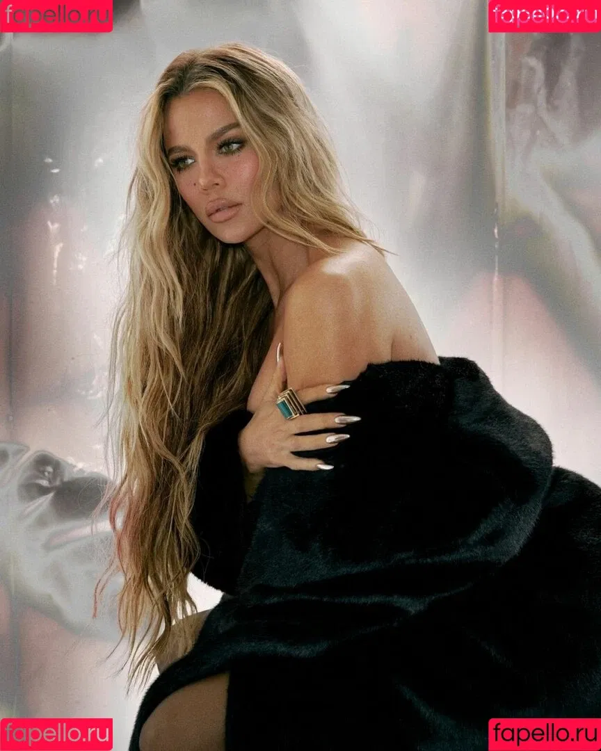 Khloe Kardashian / khloekardashian Onlyfans Photo Gallery 