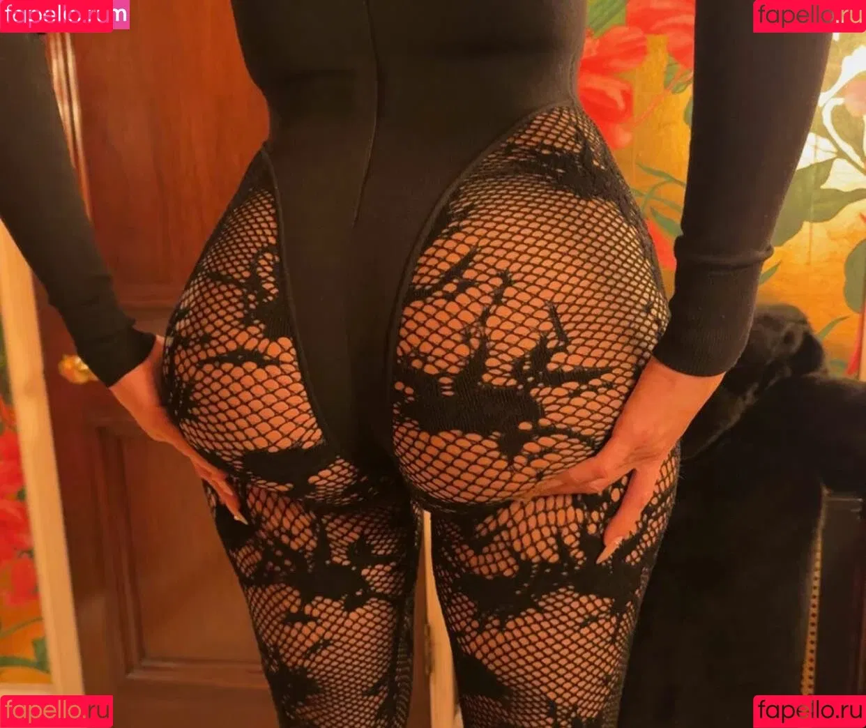 Khloe Kardashian / khloekardashian Onlyfans Photo Gallery 