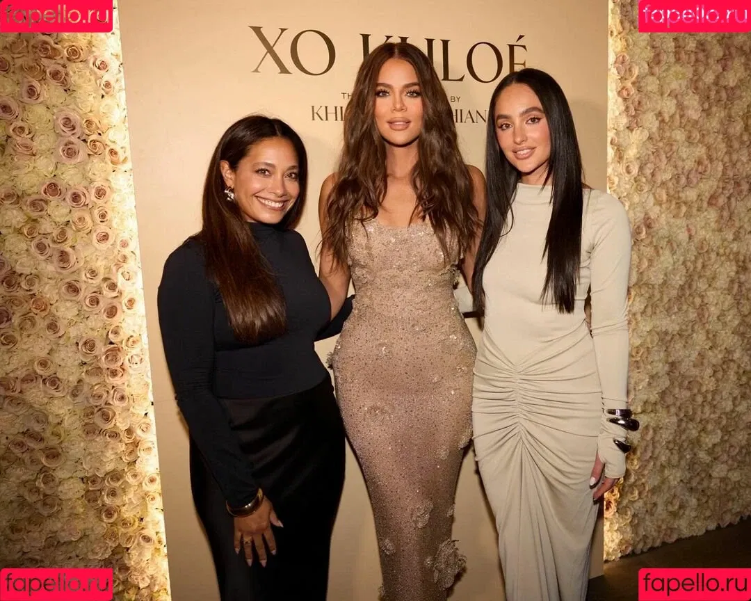 Khloe Kardashian / khloekardashian Onlyfans Photo Gallery 