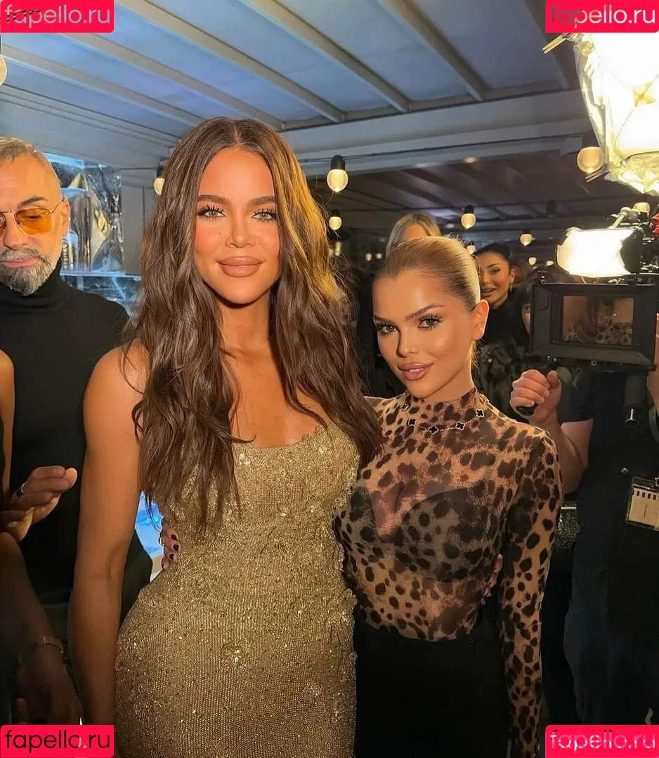 Khloe Kardashian / khloekardashian Onlyfans Photo Gallery 