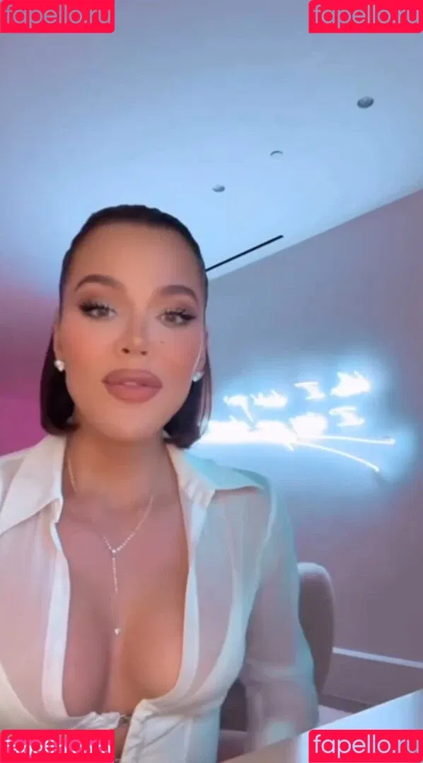 Khloe Kardashian / khloekardashian Onlyfans Photo Gallery 