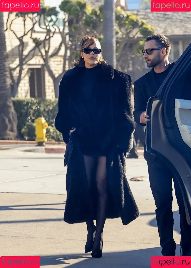 Khloe Kardashian / khloekardashian Onlyfans Photo Gallery 