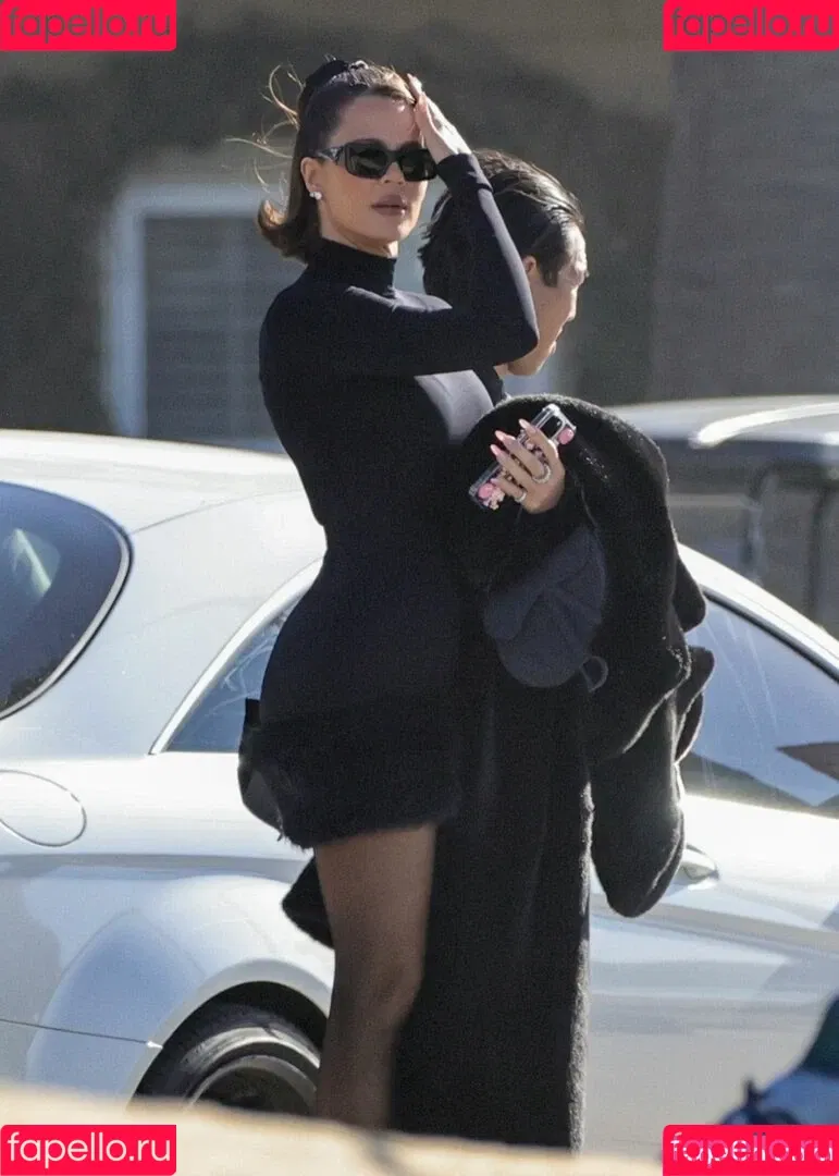 Khloe Kardashian / khloekardashian Onlyfans Photo Gallery 