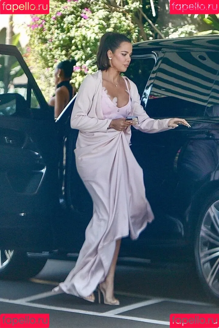 Khloe Kardashian / khloekardashian Onlyfans Photo Gallery 