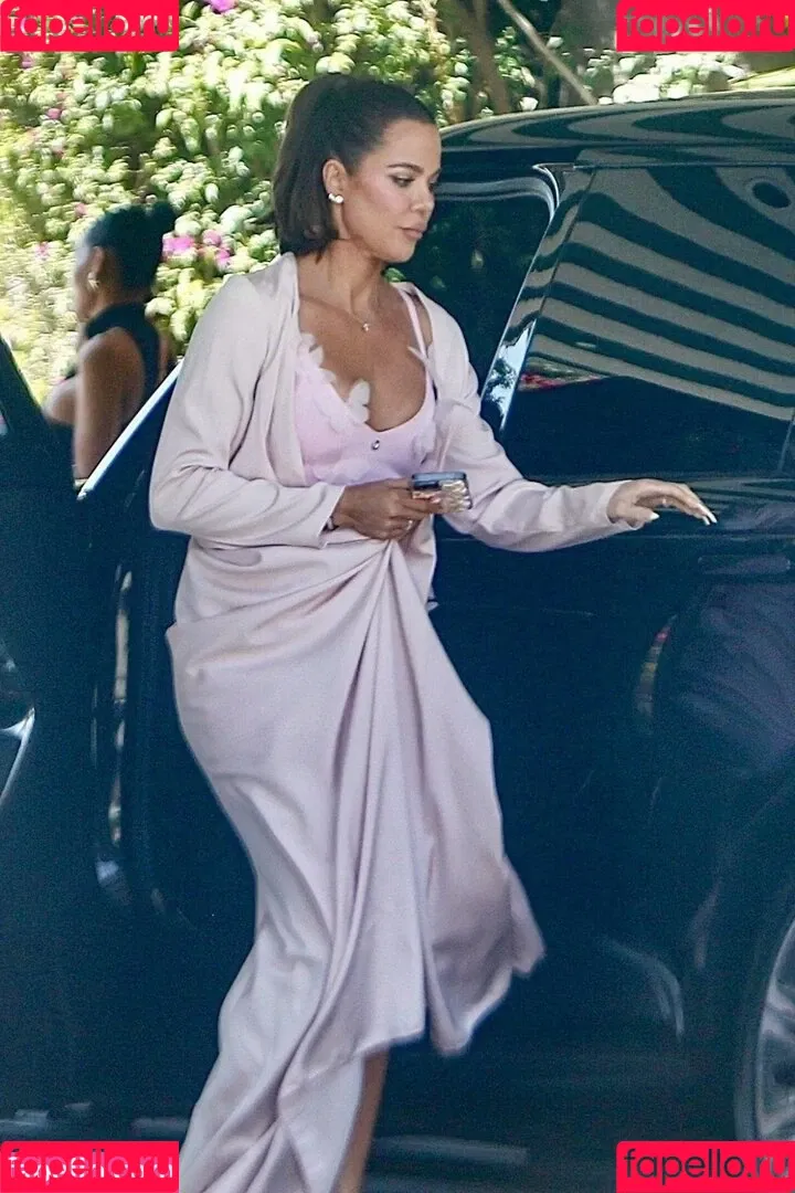 Khloe Kardashian / khloekardashian Onlyfans Photo Gallery 