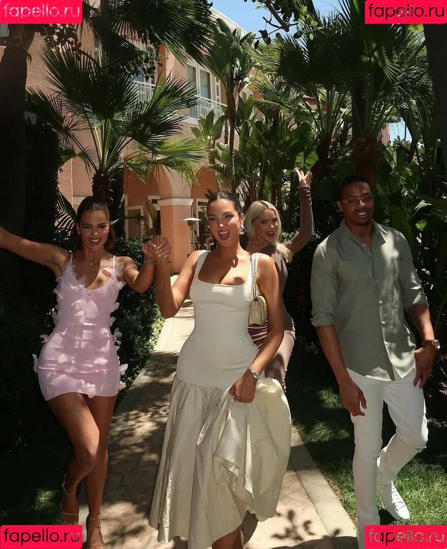 Khloe Kardashian / khloekardashian Onlyfans Photo Gallery 