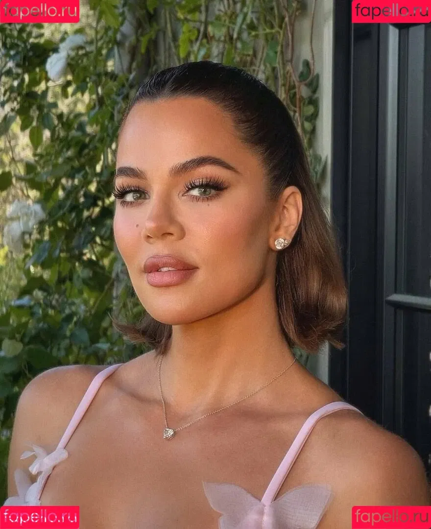 Khloe Kardashian / khloekardashian Onlyfans Photo Gallery 