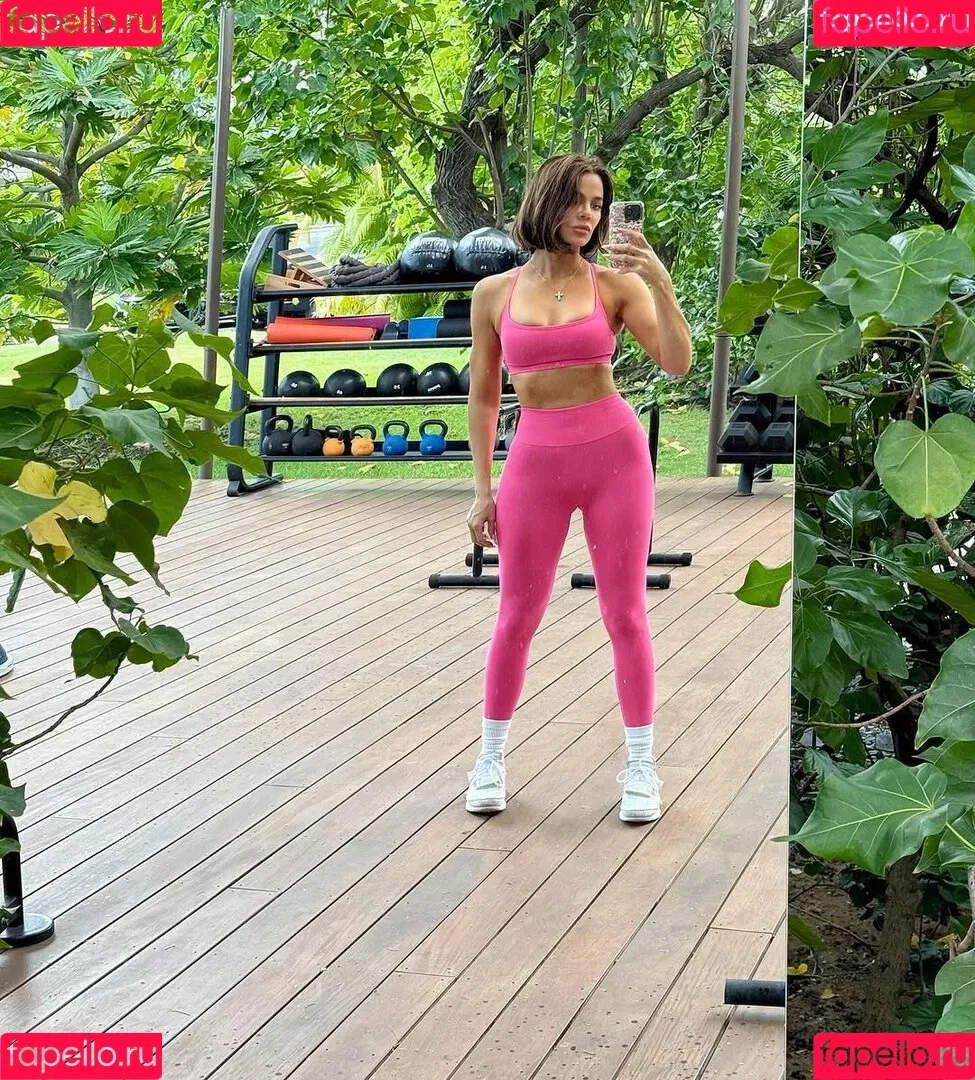 Khloe Kardashian / khloekardashian Onlyfans Photo Gallery 