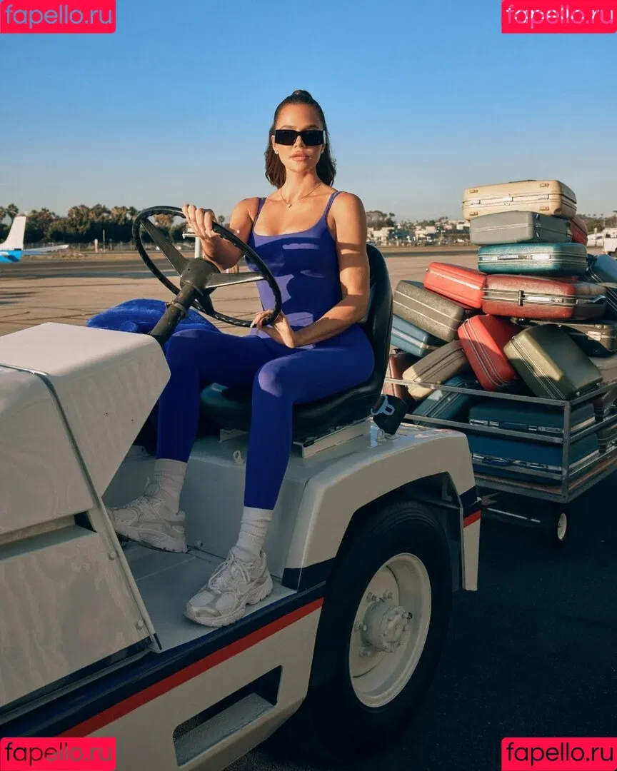 Khloe Kardashian / khloekardashian Onlyfans Photo Gallery 