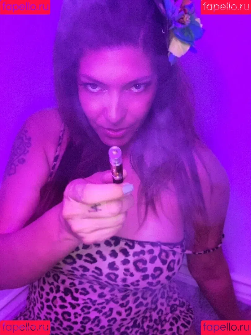 Shelly Martinez / shellyfromcali4 Onlyfans Photo Gallery 