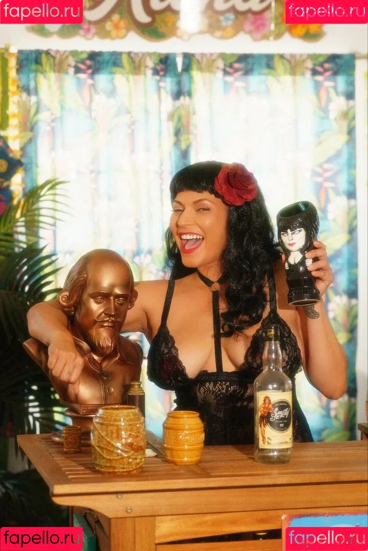 Shelly Martinez / shellyfromcali4 Onlyfans Photo Gallery 