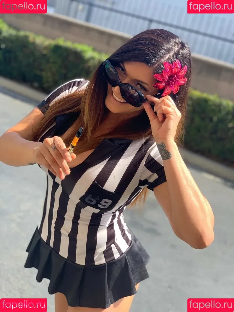 Shelly Martinez / shellyfromcali4 Onlyfans Photo Gallery 