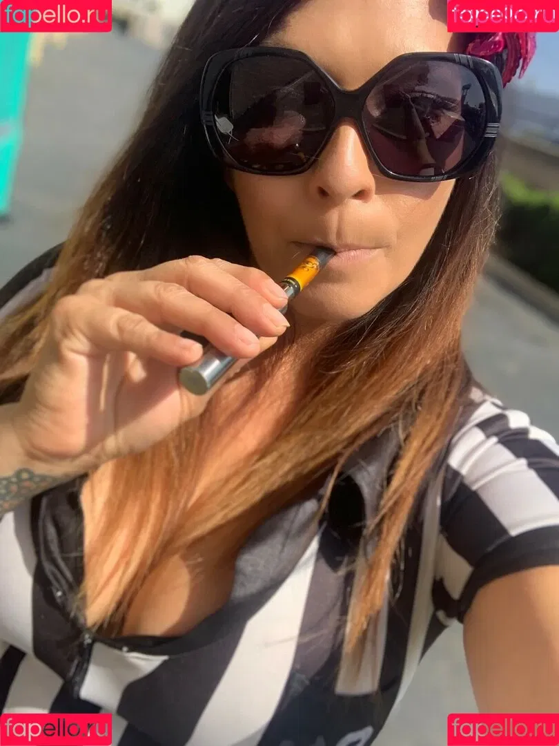 Shelly Martinez / shellyfromcali4 Onlyfans Photo Gallery 