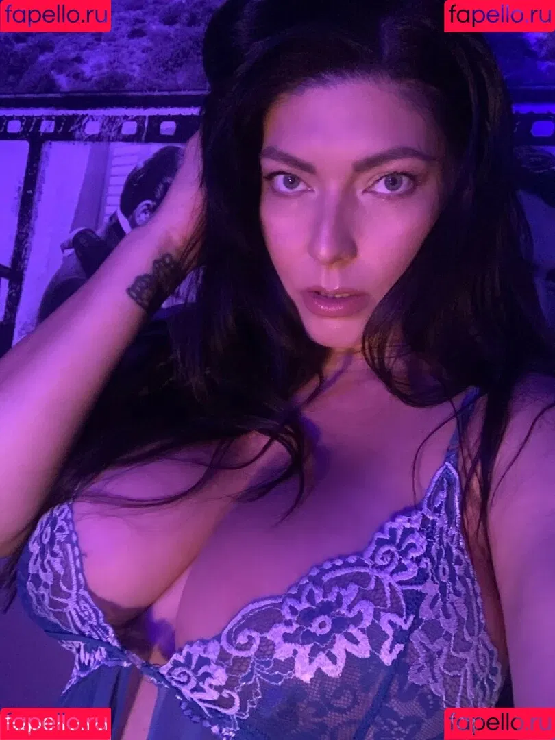 Shelly Martinez / shellyfromcali4 Onlyfans Photo Gallery 