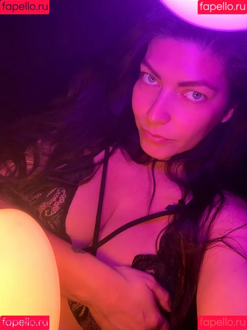 Shelly Martinez / shellyfromcali4 Onlyfans Photo Gallery 