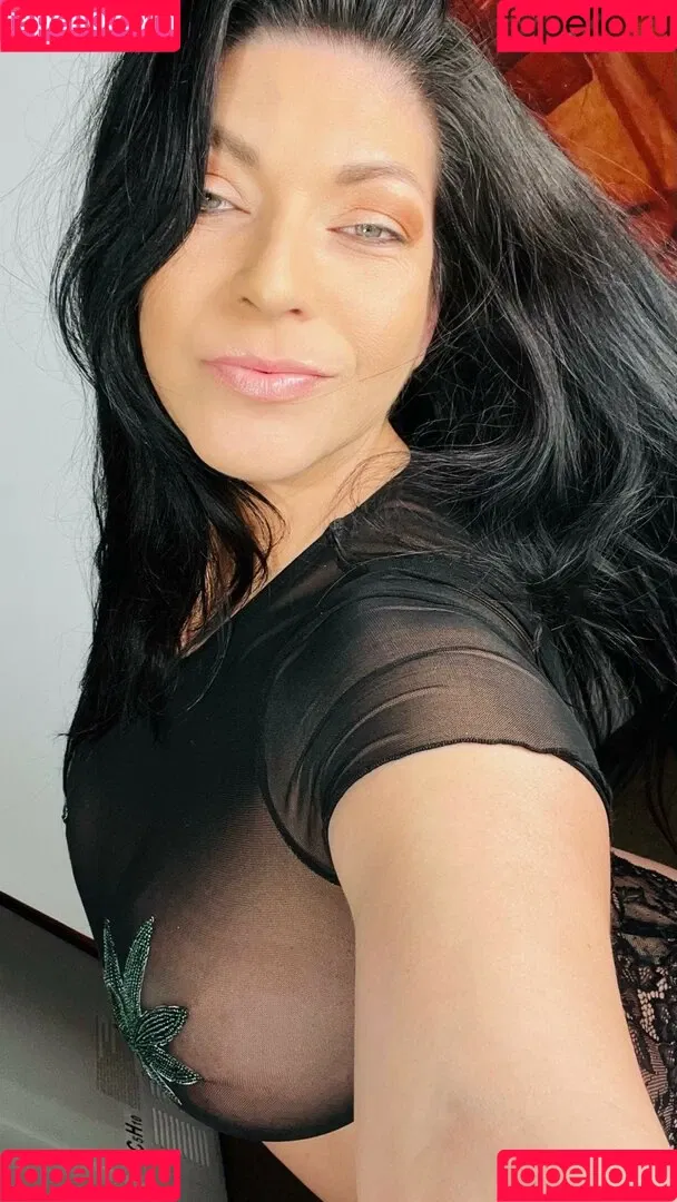 Shelly Martinez / shellyfromcali4 Onlyfans Photo Gallery 