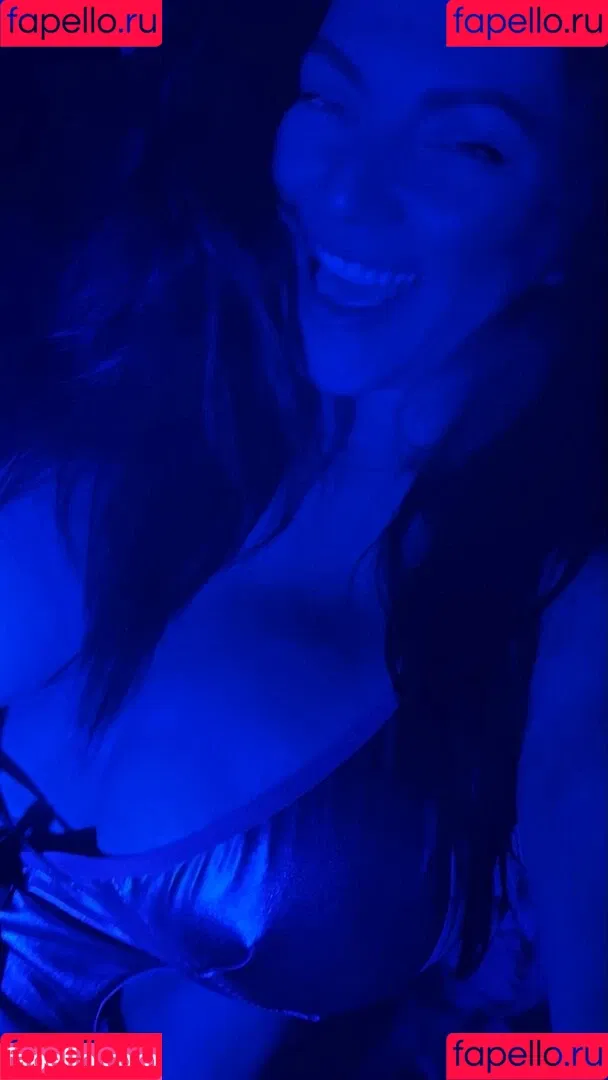 Shelly Martinez / shellyfromcali4 Onlyfans Photo Gallery 