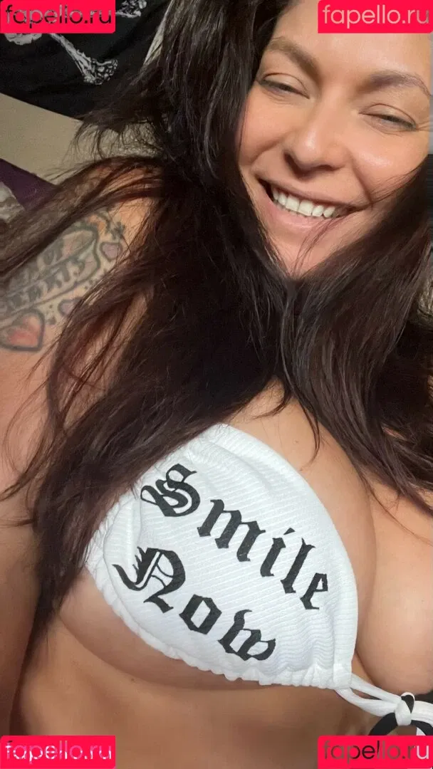 Shelly Martinez / shellyfromcali4 Onlyfans Photo Gallery 