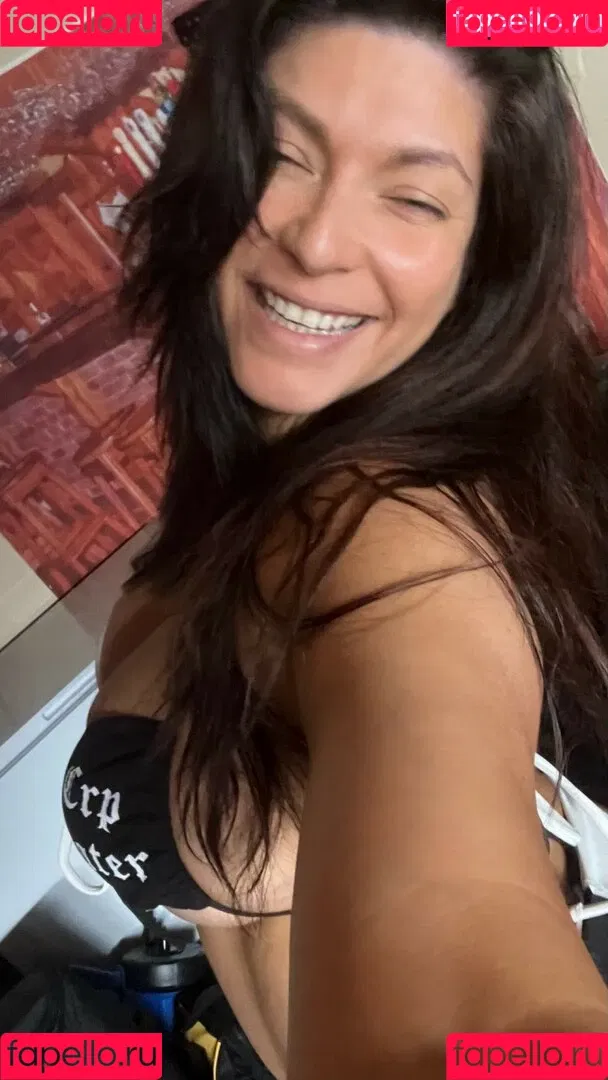 Shelly Martinez / shellyfromcali4 Onlyfans Photo Gallery 