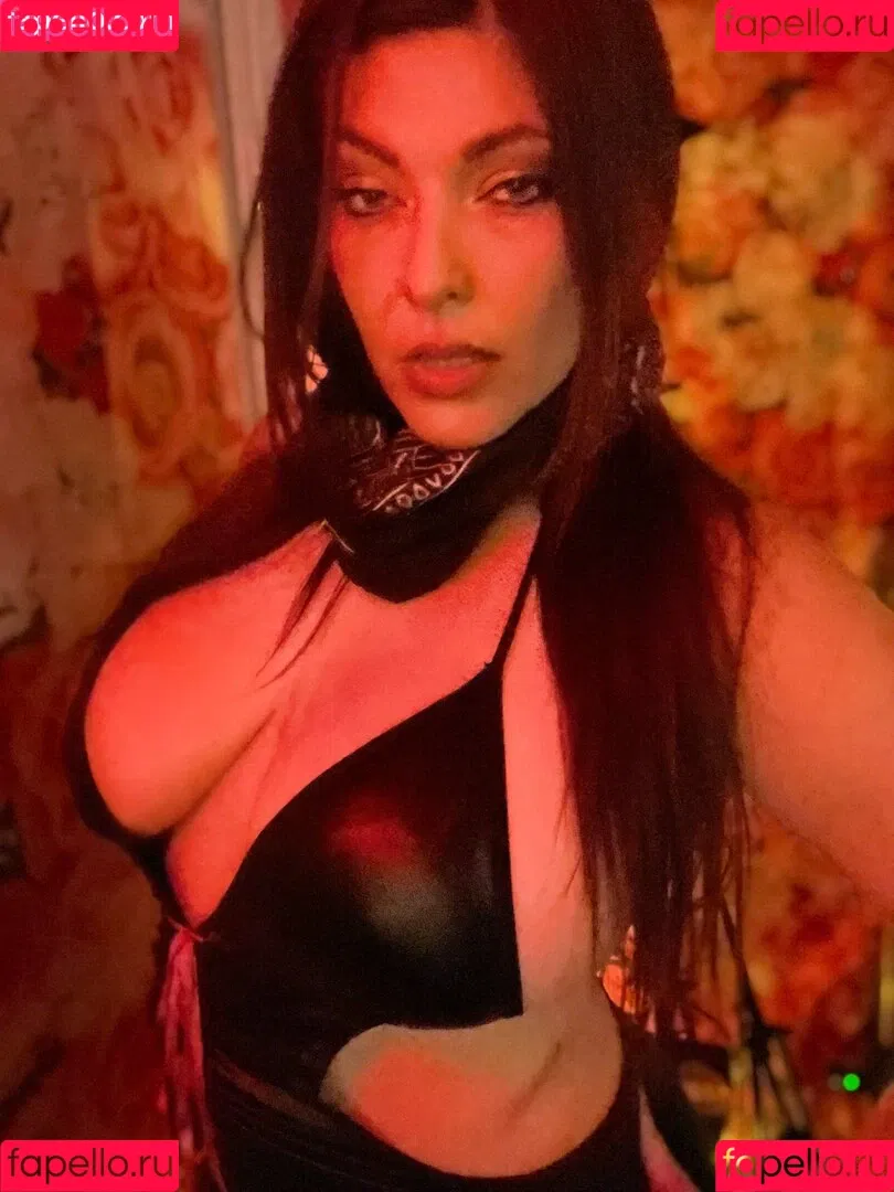 Shelly Martinez / shellyfromcali4 Onlyfans Photo Gallery 