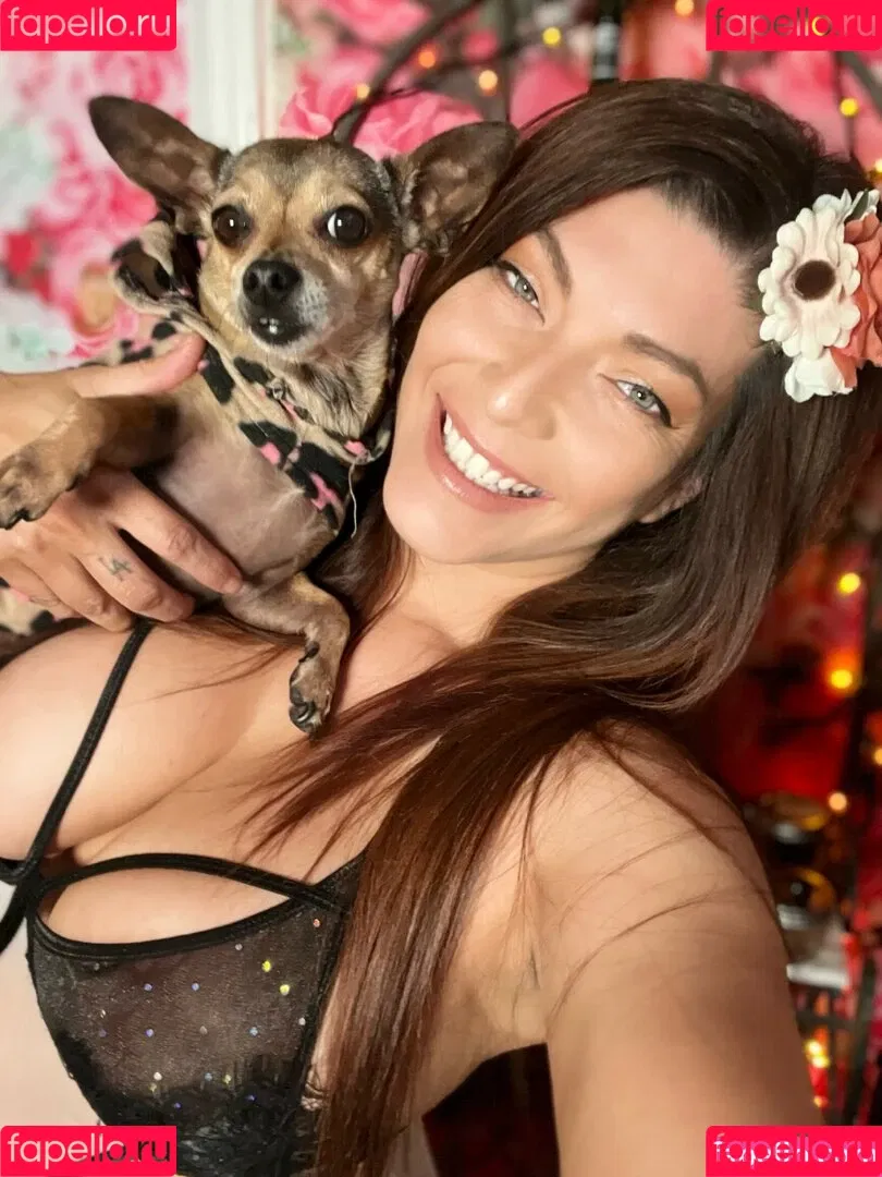 Shelly Martinez / shellyfromcali4 Onlyfans Photo Gallery 