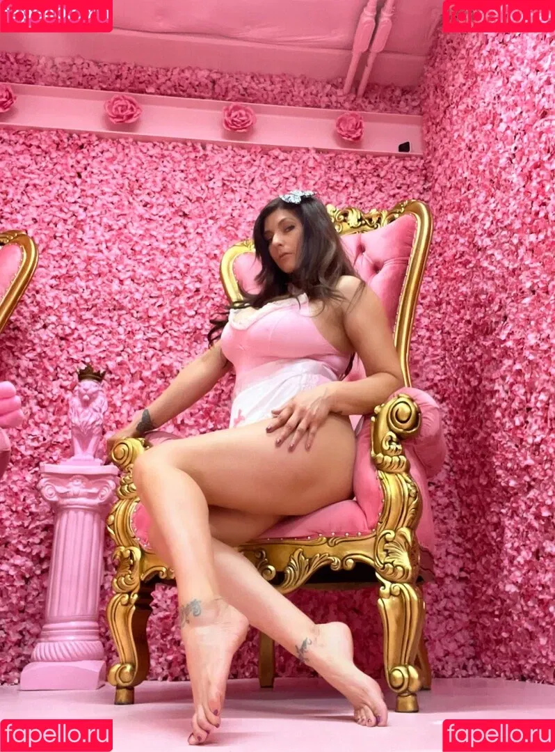 Shelly Martinez / shellyfromcali4 Onlyfans Photo Gallery 