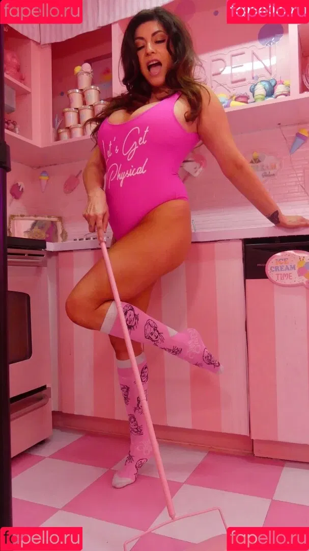 Shelly Martinez / shellyfromcali4 Onlyfans Photo Gallery 