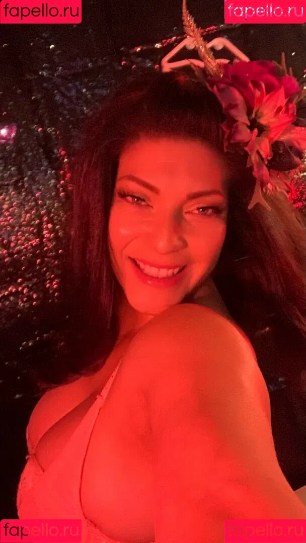 Shelly Martinez / shellyfromcali4 Onlyfans Photo Gallery 