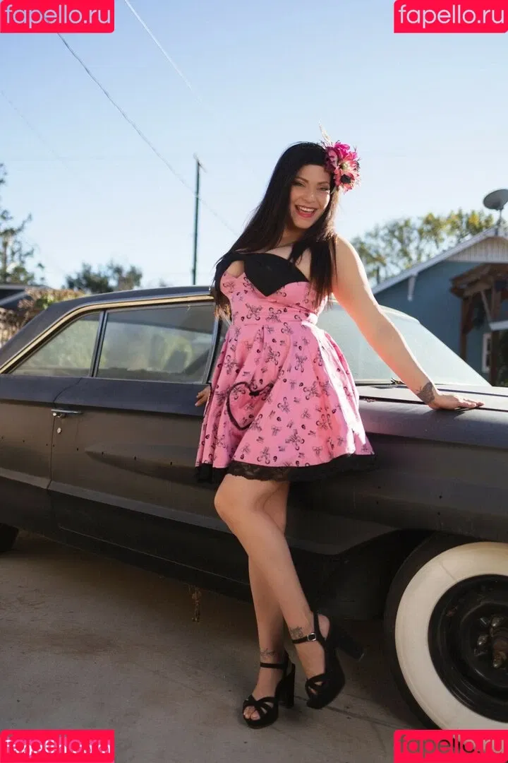 Shelly Martinez / shellyfromcali4 Onlyfans Photo Gallery 