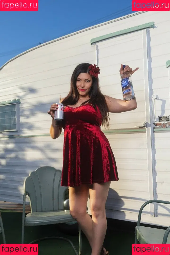 Shelly Martinez / shellyfromcali4 Onlyfans Photo Gallery 