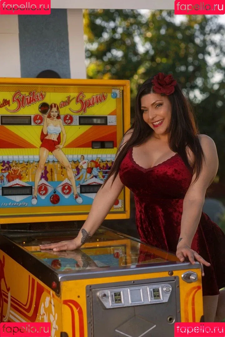 Shelly Martinez / shellyfromcali4 Onlyfans Photo Gallery 