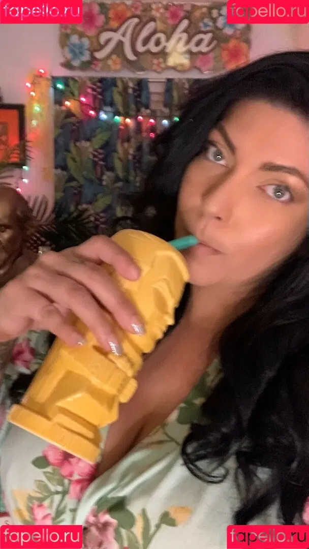 Shelly Martinez / shellyfromcali4 Onlyfans Photo Gallery 