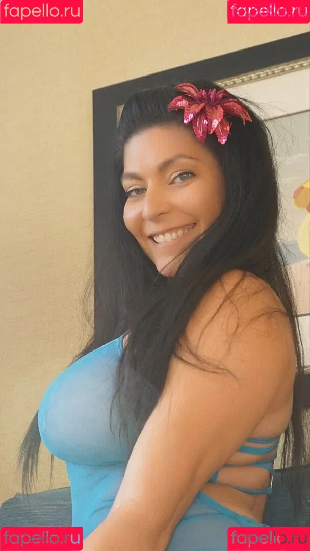 Shelly Martinez / shellyfromcali4 Onlyfans Photo Gallery 