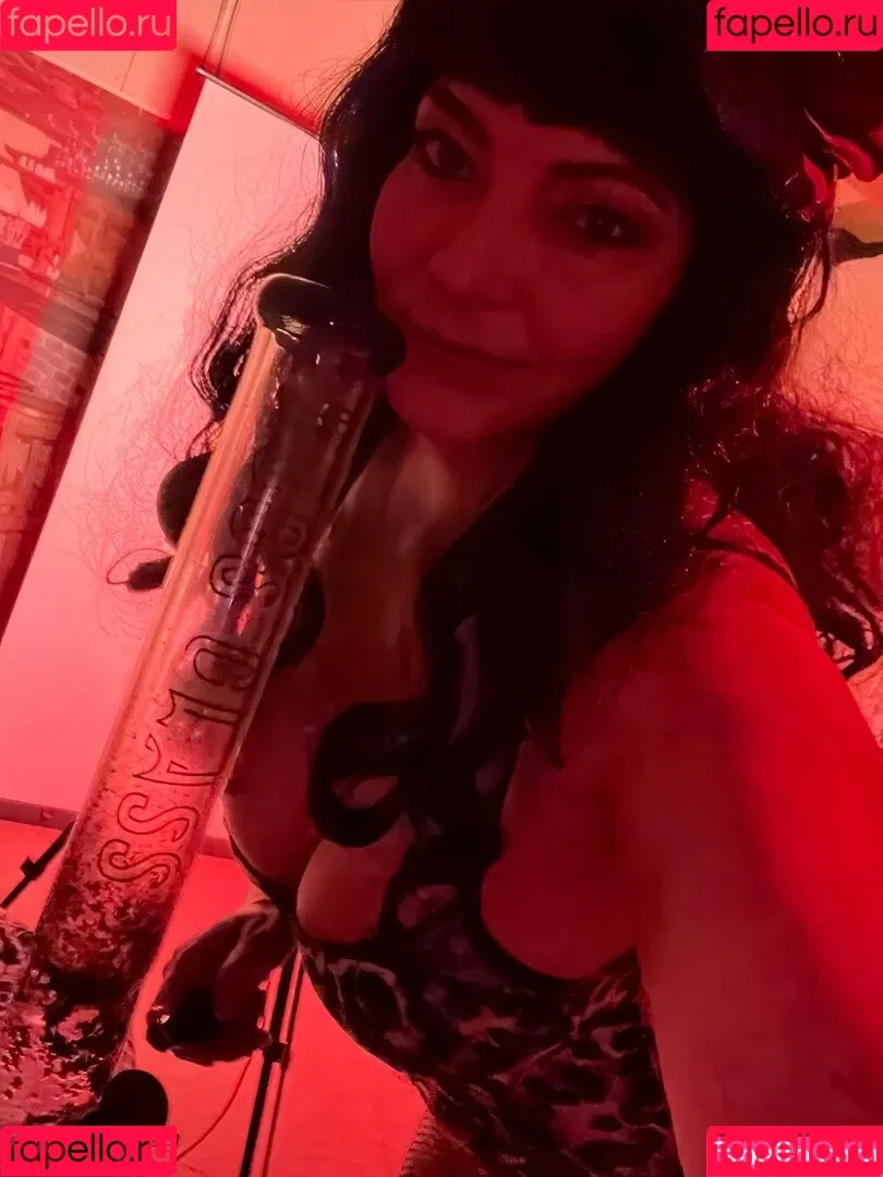 Shelly Martinez / shellyfromcali4 Onlyfans Photo Gallery 