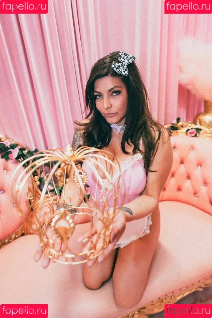 Shelly Martinez / shellyfromcali4 Onlyfans Photo Gallery 