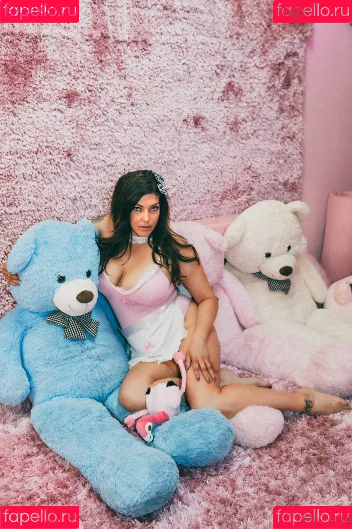 Shelly Martinez / shellyfromcali4 Onlyfans Photo Gallery 