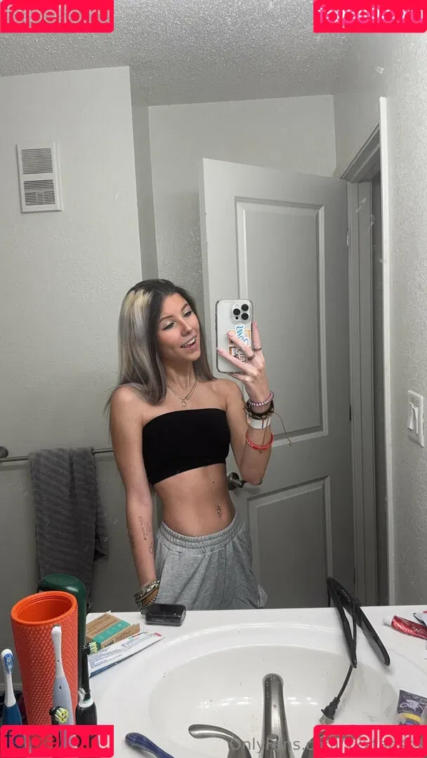 tansley_2021 / xxxtansss Onlyfans Photo Gallery 