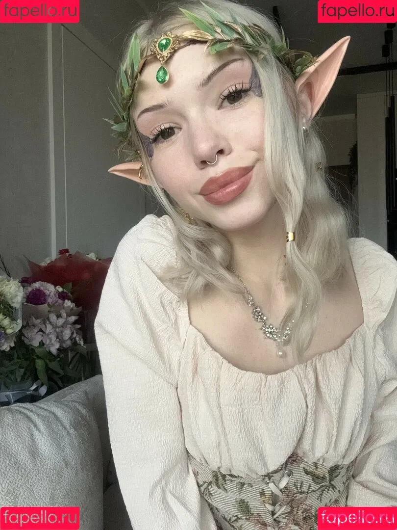 Mia_bluebird / clarathestudent / miabluebird Onlyfans Photo Gallery 