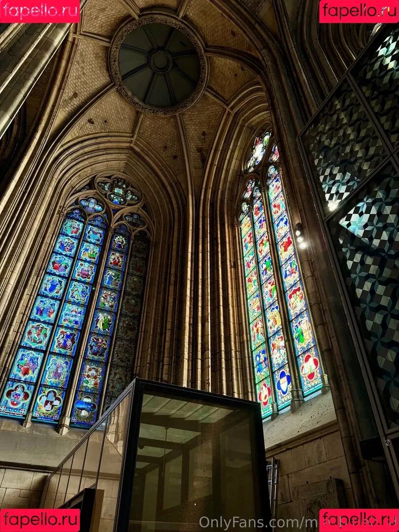 Mia_bluebird / clarathestudent / miabluebird Onlyfans Photo Gallery 