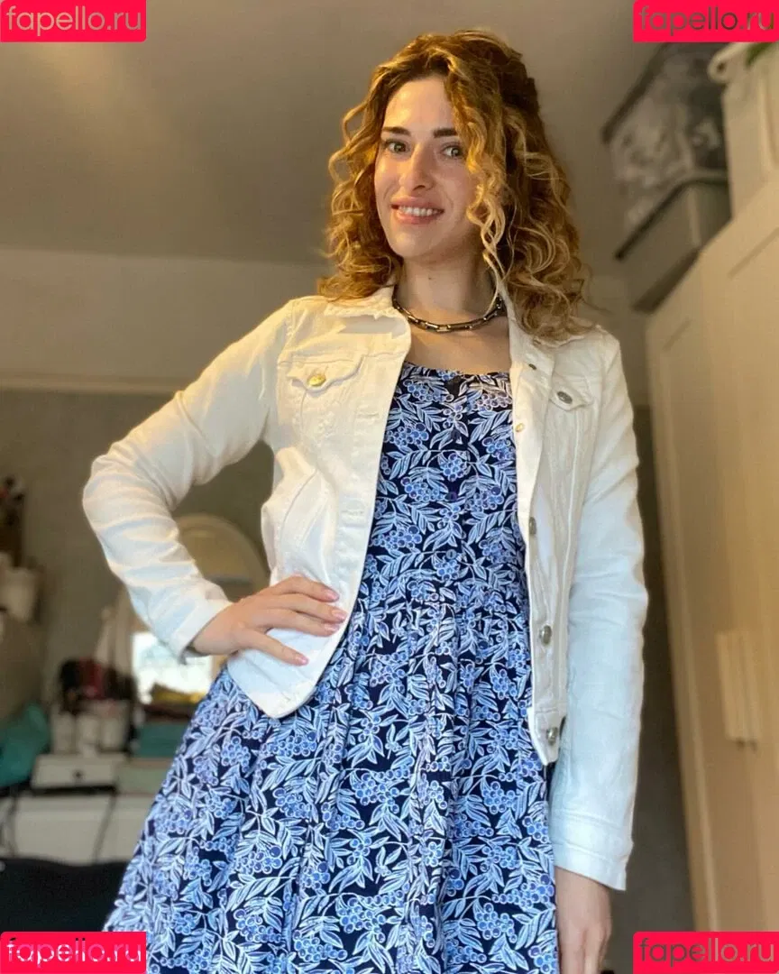 Emily Hotwife & Cuckold / EmilyHotwifeUK / emilyhotwifeukvip / https: Onlyfans Photo Gallery 