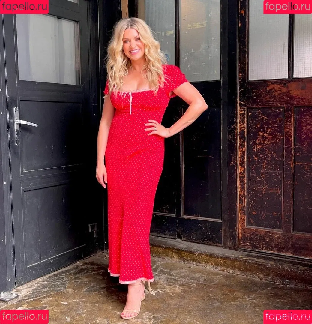 Anna Williamson / annawilliamsonofficial Onlyfans Photo Gallery 