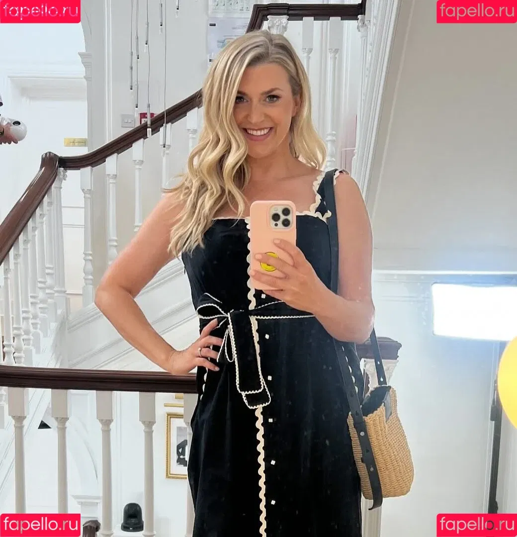 Anna Williamson / annawilliamsonofficial Onlyfans Photo Gallery 