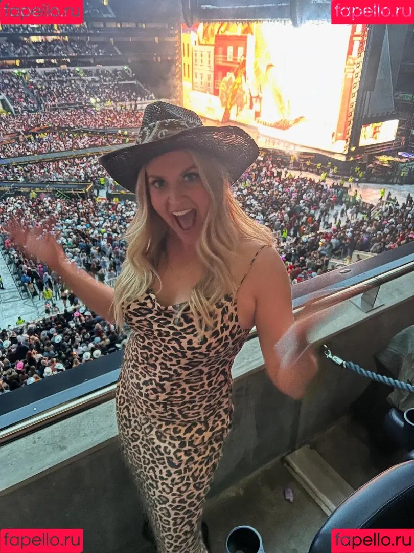 Anna Williamson / annawilliamsonofficial Onlyfans Photo Gallery 