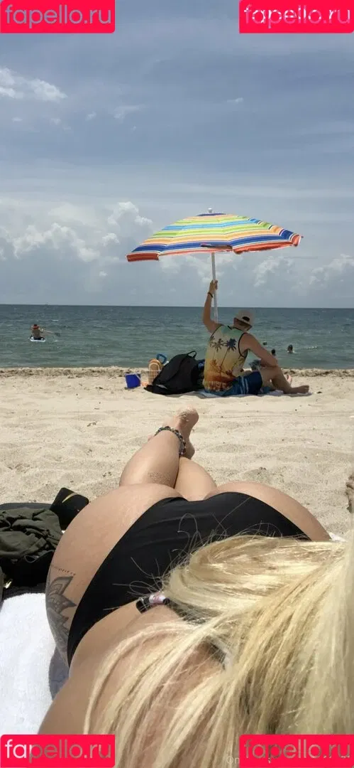 Sunny Bunnnie / sunny_bunnnie Onlyfans Photo Gallery 